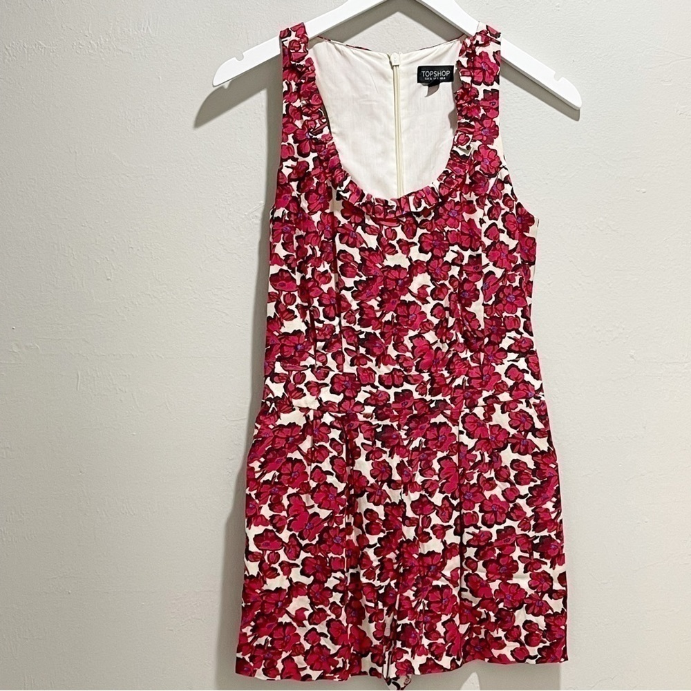 TOPSHOP Women’s Red Ivory Floral Ruffle Detail Short Boho Romper Back Zip Size 4